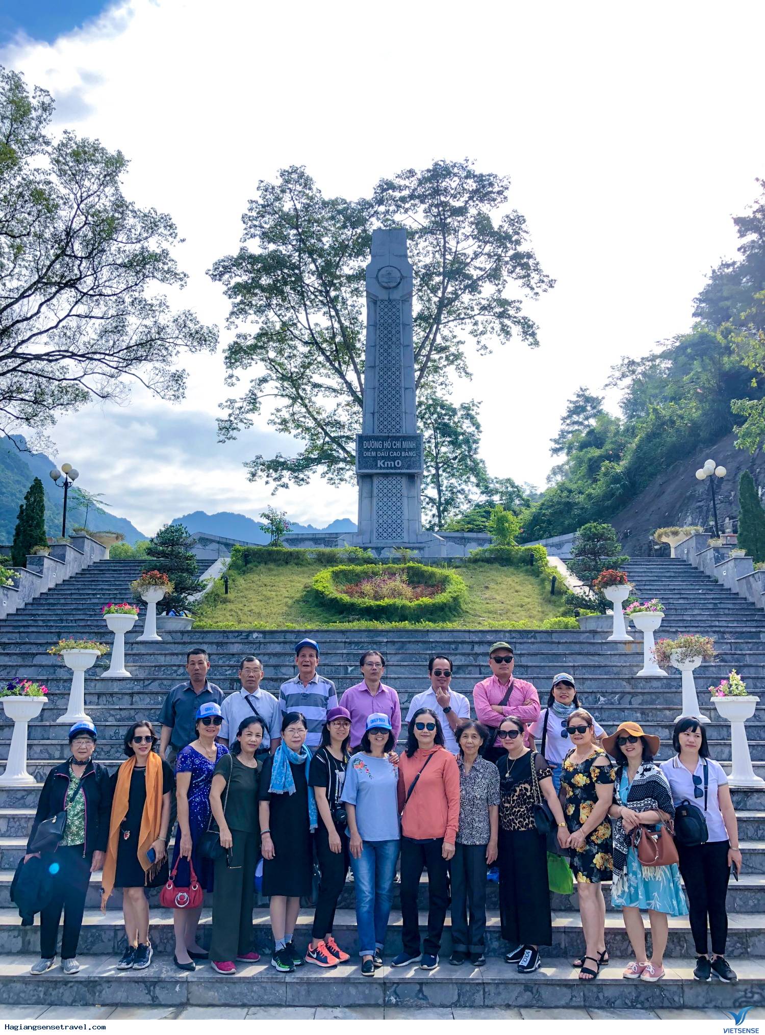 Hình Ảnh Đoàn Khách Ba Bể - Thác Bản Giốc 18-20/10 - Ảnh 2 Hình Ảnh Đoàn Khách Ba Bể - Thác Bản Giốc 18-20/10 - Ảnh 2