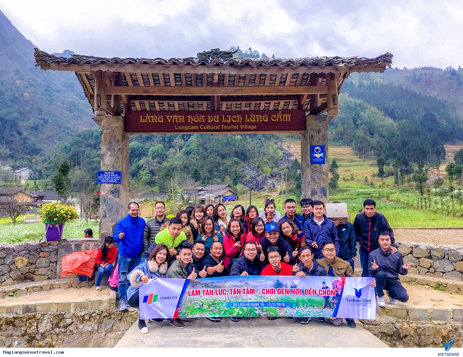 MỘT SỐ HÌNH ẢNH ĐOÀN - Ảnh 1