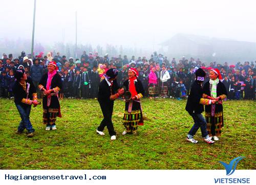 Tục Đón Tết Của Người Lô Lô - Ảnh 1