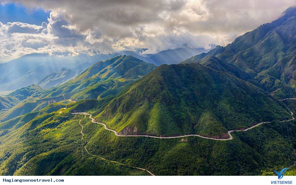 Vẻ đẹp huyền thoại vùng Tây Bắc - Ảnh 2